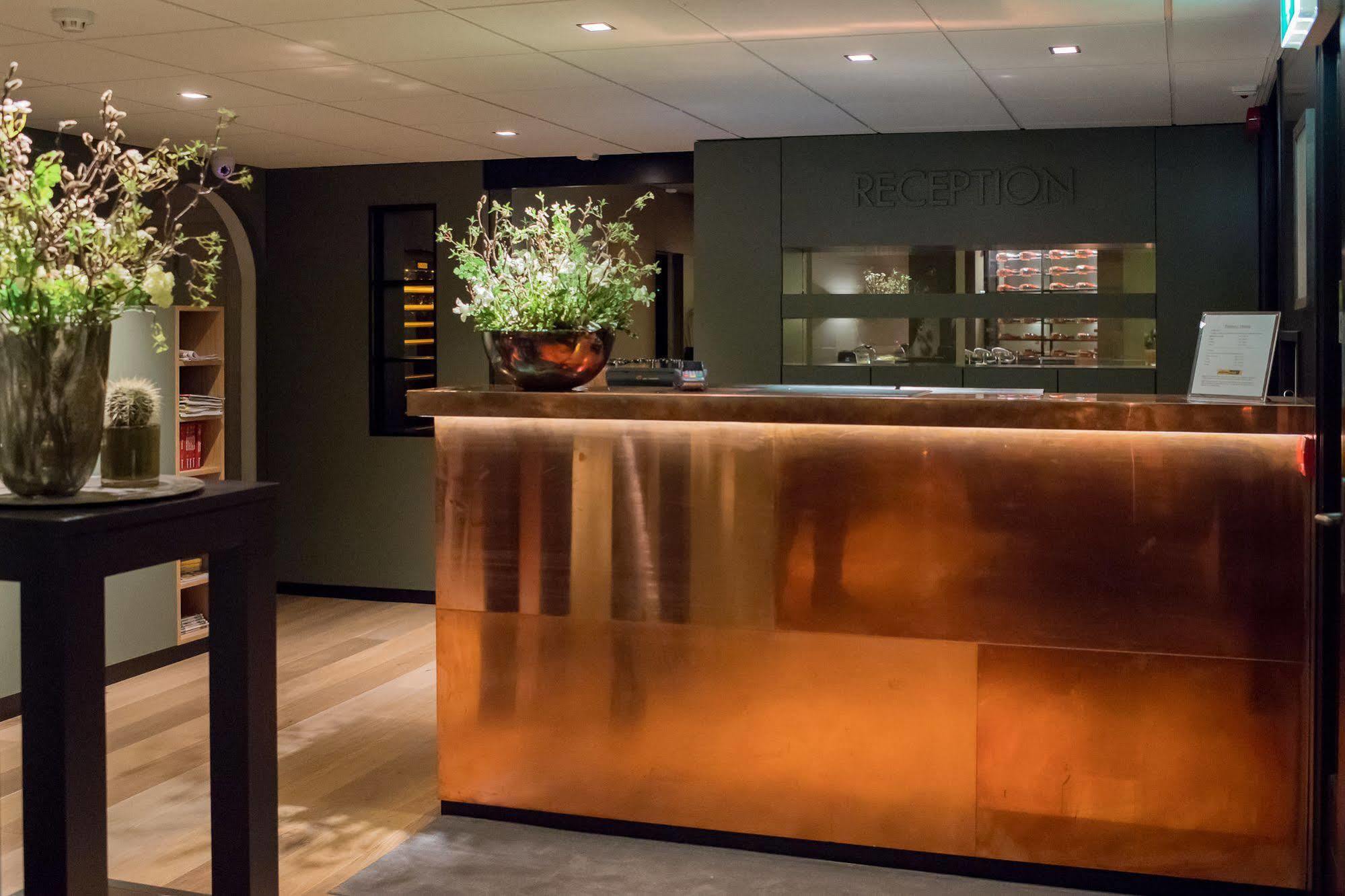 Central Hotel 4*